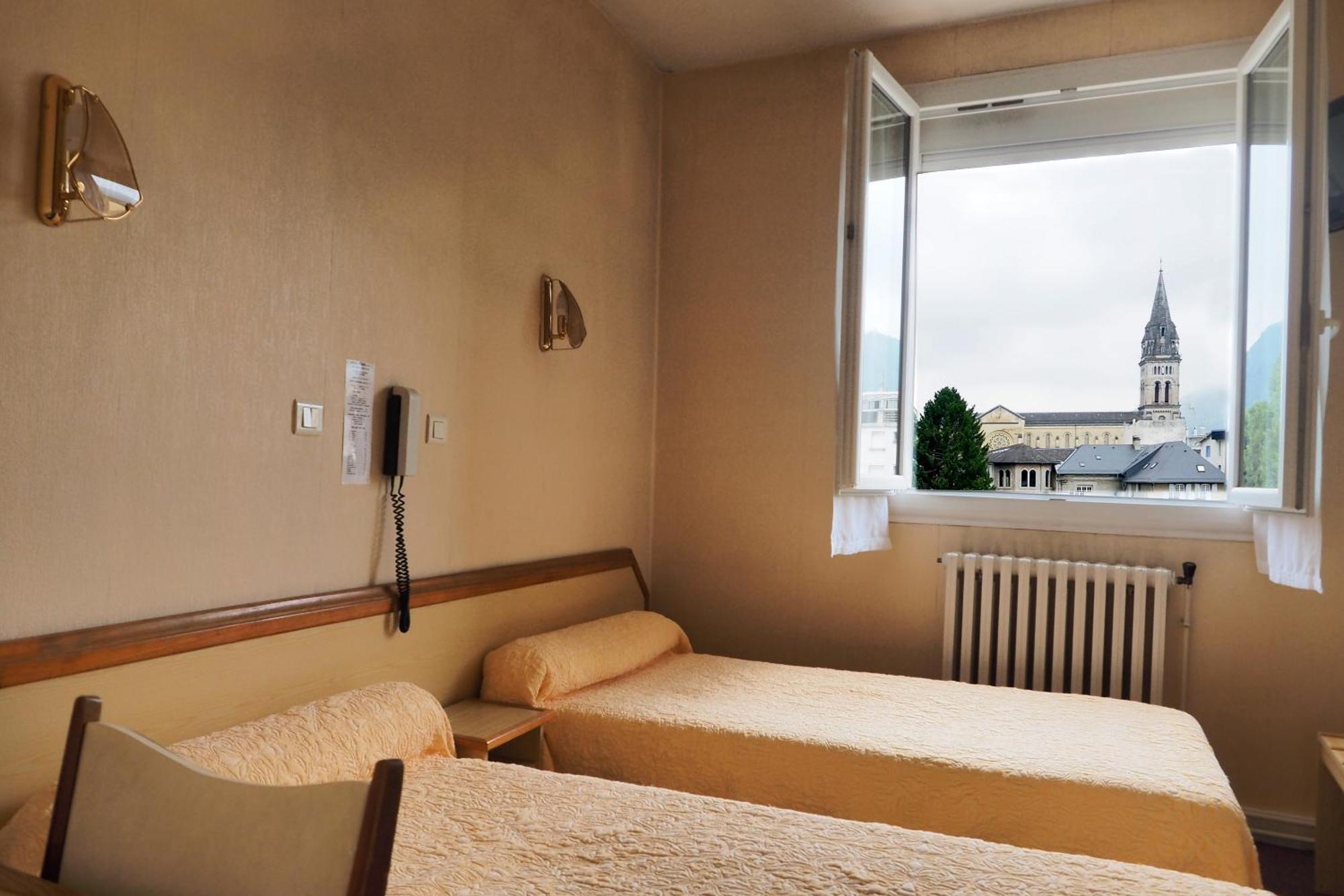Hotel Helios Лурд Номер фото